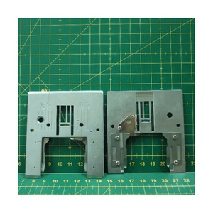 686511003 PLAQUE À AIGUILLES PIÈCES DE MACHINE À COUDRE DOMESTIQUE FABRIQUÉES À TAIWAN - Product Image 2