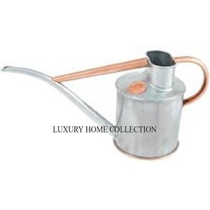 Arrosoir en métal recyclé écologique et durable avec finition thermolaquée, construction durable et étanche - Product Image 4