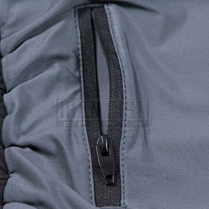 Pantalones cortos de entrenamiento de estilo callejero personalizados para hombre, tela de estambre con patrón sólido, ropa deportiva para entrenamiento, gimnasio, cintura elástica, Impresión de logotipo - Product Image 5