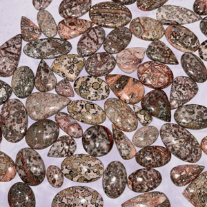 Calidad de Grado Superior 100% piel de leopardo Natural jaspe cabujón piedras preciosas Color verde tamaño libre forma de mezcla excelente precio para la venta - Product Image 1