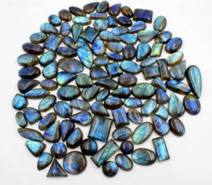 Prix de gros, labradorite bleu feu flash, cabochon, feu arc-en-ciel naturel, qualité excellente, pierre précieuse lisse pour la fabrication de bijoux - Product Image 2