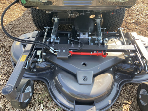 Cortadora de césped diésel Husqvarna P525DX AWD de 155 cm con cabina, comercial y municipal, a la venta por proveedor - Product Image 5
