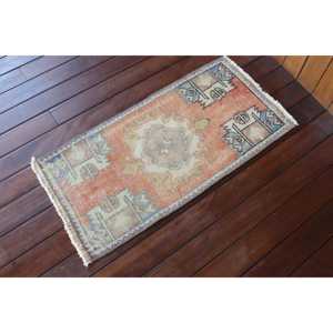 Alfombra Turca Vintage Pequeña de 1,4x3 pies (42x90 cm), Alfombra Roja a Rayas - Product Image 2