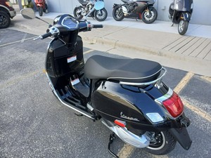 NUOVO Scooter-Motorino <span class=keywords><strong>Vespa</strong></span> <span class=keywords><strong>GTS</strong></span> <span class=keywords><strong>300</strong></span> 2026 - Product Image 1