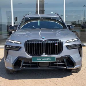 BMW X7 M60i XDrive SUV 2023 Usado, Alta Calidad, Transmisión Automática de 6 Velocidades, Volante a la Derecha/Izquierda, Asientos de Cuero, Interior Oscuro, Trasero R17 Derecho/Izquierdo - Product Image 4