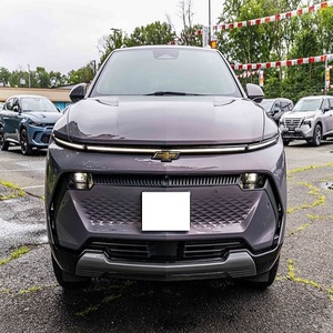 2024 C-h-e-v-r-o-l-e-t E-q-u-i-n-o-x EV LT avec 2LT FWD à faible kilométrage et prix abordable en stock prêt pour l'expédition - Product Image 1