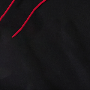 Sudadera con Capucha Negra del Estado de Illinois, Unisex, Premium, 100% Algodón Orgánico, Felpa, con Detalles Rojos de Invierno, Bolsillo Tipo Canguro - Product Image 5