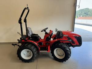 Envío Gratis, Tractor Utilitario Compacto Antonios Carraros TTR 3800 de 25 HP y 1.05 Toneladas, 4WD, Aprobado por EPA/CE - Product Image 3