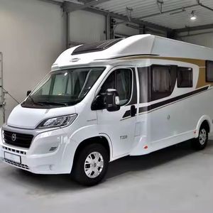 Autocaravana Compacta de Lujo con Diseño Europeo Contemporáneo para Viajes, Campamentos y Aventuras - Product Image 5
