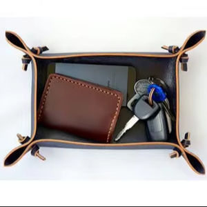 Triangle Design porte-clés en cuir plateau pour la maison hôtel et vaisselle couleur marron nourriture et fruits secs plateau de service plateaux de service modernes - Product Image 1