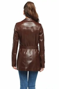 Venta caliente de encargo del estilo fresco de invierno de cuero Varsity chaquetas para las mujeres de encargo del logotipo de color sólido chaquetas de invierno para las mujeres - Product Image 2
