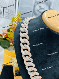 Collar Cubano de Plata con Incrustaciones de Diamantes de Imitación, Estilo Pavé, Joyería de Lujo para Hombre - Product Image 2