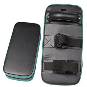 Nouvelles protections de frappe en cuir imprimé, design 2026, pour arts martiaux et kickboxing – Coussins d'entraînement de boxe à prix abordable - Product Image 2