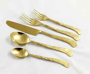 Vaisselle de restaurant de luxe avec cuillère, fourchette et couteau de couleur dorée Ensemble de couverts en acier inoxydable Ensemble de couverts en or pour mariage - Product Image 1