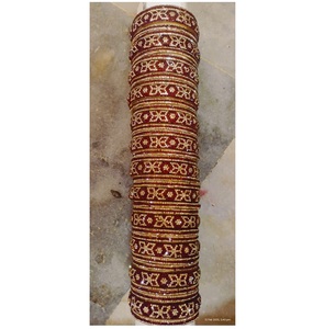 Ensemble Chuda pour femmes au design unique rehaussé d'une touche de modernité et d'une élégance traditionnelle pour les mariées d'Inde - Product Image 1