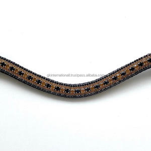 สายรัดคิ้วหนังม้าผสมคริสตัลสีดำและสีทองดีไซน์ตามสั่งทำจากหนังแท้ - Product Image 4