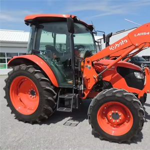 Tracteur agricole Kubota 4x4 d'occasion avec chargeur frontal pour terres agricoles - Product Image 6