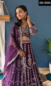 Dernières femmes portent fausse Georgette avec broderie à la mode Séquence travail Wedding Wear Lehenga Choli pour les femmes pas cher prix Lehenga - Product Image 2
