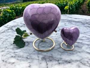 Hermosas Urnas de Cremación Azul Océano con Acabado Azul Sereno de Aluminio, Urna con Palomas Voladoras - Product Image 2