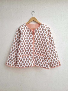 Chaqueta acolchada con estampado de bloque de mano indio para mujer, abrigo de invierno relleno de algodón transpirable, botón, nuevo estilo, regalo perfecto para su talla - Product Image 4