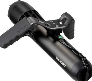 Tout Nouveau Scooter Sous-Marin Original Subnados Noir et Rouge Produit de Wakeboard - Product Image 2