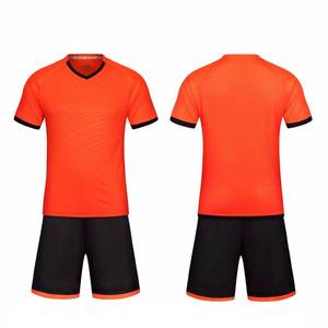 ชุดเสื้อฟุตบอลแบบระเหิดสำหรับผู้ใหญ่ชุดเสื้อฟุตบอลพิมพ์ลายแบบถ่ายเทความร้อนดีไซน์ล่าสุด - Product Image 5