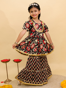 Nouveau designer traditionnel coton filles Kurta/Kurti pour les festivals fêtes disponibles au prix de gros pour les enfants - Product Image 3