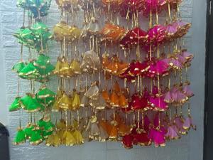 Colorido Gota Patti Net borla guirnaldas tela hecha a mano colgante para Haldi Mehndi Anand Karaj Navratri Eid escenario telones de fondo - Product Image 4