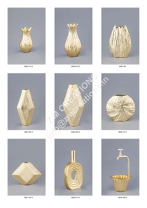 Meilleures ventes Vase à fleurs long en métal couleur or pour la décoration intérieure - Product Image 3