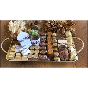 Fabrique et fournisseurs de plateau de service au chocolat au design antique plateau à chocolat en métal de haute qualité avec poignée à bon prix - Product Image 1