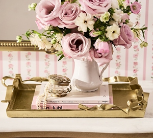 Plateau rectangulaire en laiton décoratif avec nœud en ruban doré de luxe pour table basse, élégant pour la décoration de mariage et de la maison - Product Image 3