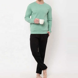 Conjunto Deportivo Ligero de Felpa de Algodón de 2 Piezas para Invierno, Talla Grande, Estilo Casual Unisex, Sudadera con Cuello Redondo y Pantalones Deportivos con Cierre de Cordón - Product Image 3