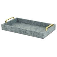 Plateau en bois au design élégant de couleur beige tendre avec forme rectangulaire et poignées dorées, parfait pour une décoration intérieure élégante