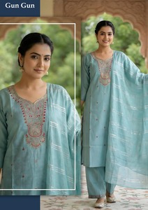 Kurti de Tela Viscosa Vetican a la Moda con Plazo Interior, Atuendo Multiusos para Trabajo, Viajes, Compras y Reuniones Nocturnas - Product Image 5