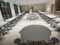 Usine Cantine Meubles École Mobile Table À Manger et Chaises Enfants Tabouret Rond Pliant Cafétéria 8 Places avec Roulettes