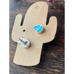Pendientes Navajo Hechos a Mano con Incrustaciones de Turquesa y Plata de Ley en Forma de Gota de Agua - Product Image 5