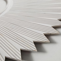 Tête de lit demi-lune en bois d'ingénierie sculpté à la main, peint en blanc, style marocain, pour lit tropical en bois – Collection Smart Art