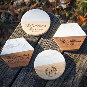 Sous-verres en bois fabriqués à la main de qualité supérieure avec support en liège antidérapant pour boissons chaudes et froides à un prix abordable - Product Image 1