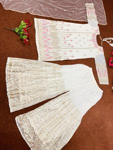 Vestidos de mujer Rayón y traje recto de algodón con Dupatta para uso festivo del exportador y fabricante indio - Product Image 3