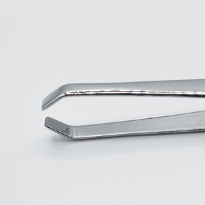 แหนบถอนขนคิ้วปลายตรงแบบพรีเมี่ยม - Product Image 2