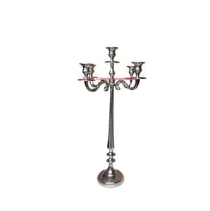 Bougeoir en aluminium à 5 bras design vintage pour la décoration intérieure pour les mariages et Noël à bon prix - Product Image 1