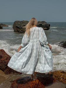 Vestido Maxi Kyra Estampado Floral 100% Orgánico al por Mayor, Vestido Bohemio de Algodón para Usar en la Playa - Product Image 2