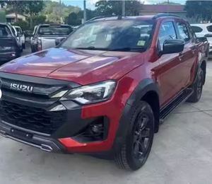รถยนต์มือสองสภาพดี ปี 2024 1.9 TD DL40 4WD ยูโร 6 เทอร์โบ R19 รุ่นเบา 4 ประตู พวงมาลัยซ้าย เบาะหนัง กล้องหลัง จอสัมผัส 6 ที่นั่ง - Product Image 3