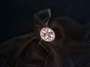 Bague classique florale rose et verte avec réglage de lunette en pierre naturelle pour fiançailles ou cadeau de fête de mariage - Product Image 2