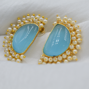 Dernière collection de boucles d'oreilles en pierre Boucles d'oreilles en plaqué or de créateur Boucles d'oreilles en plaqué or 18 carats faites à la main pour femmes en gros - Product Image 2