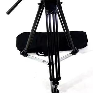 Trépied portable en fibre de carbone léger TB Professional de 54,3 pouces, support de caméra pliable avec support OEM, montures professionnelles - Product Image 4