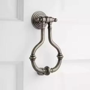 Heurtoir de porte élégant de luxe moderne finition argent fer fabriqué à la main durable et écologique pour portes résidentielles Diwali Occasion - Product Image 1