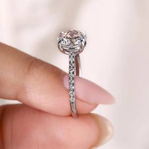 Bague de fiançailles solitaire avec accent en diamant de laboratoire de coupe portugaise antique de 3 carats, or blanc 18 carats, luxe, certifiée IGI, plaquée rhodium - Product Image 3