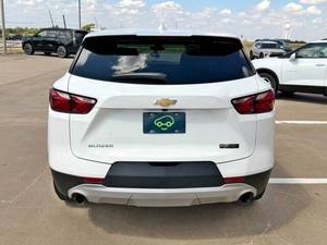Chevrolet Blazer LT LT 4dr SUV 2022 avec kit 2LT, voitures d'occasion propres à vendre - Product Image 2