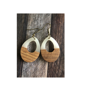 Pendientes de aro de acero inoxidable para mujer, artículos de fiesta de madera y resina con perla al mejor precio - Product Image 1